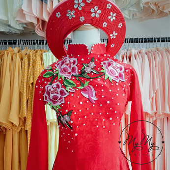 Áo dài cô dâu màu đỏ kết hoa tím- Dịch vụ cho thuê áo dài cưới gò vấp