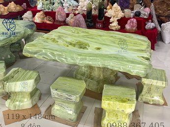 Địa chỉ cung cấp bàn ghế đá tự nhiên nguyên khối giá tốt tại Đà Nẵng