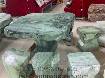 Cơ sở cung cấp bàn ghế đá tự nhiên nguyên khối tại Trà Vinh