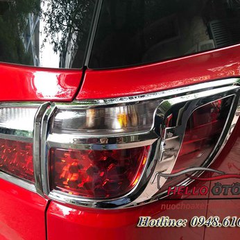 Ốp Viền Đèn Sau Chevrolet Trailblazer