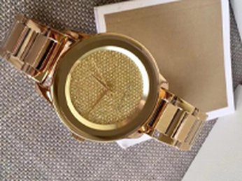 ​​​​​​​Đồng hồ Michael Kors nữ vàng gold không bao giờ hết hot