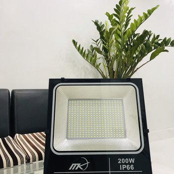 Đèn năng lượng mặt trời chất lượng cao MKlight 200w