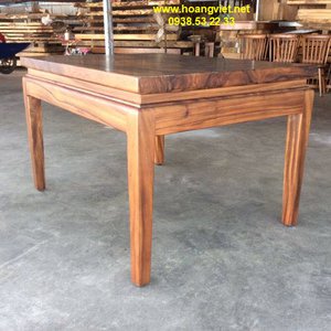 Chân bàn gỗ cổ điển rộng 80cm dài 120cm cao 70cm